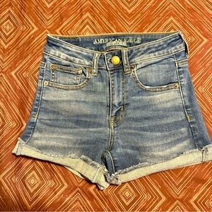 Women’s American Eagle Outfitters Cuffed Jean Shorts, EUC, 2